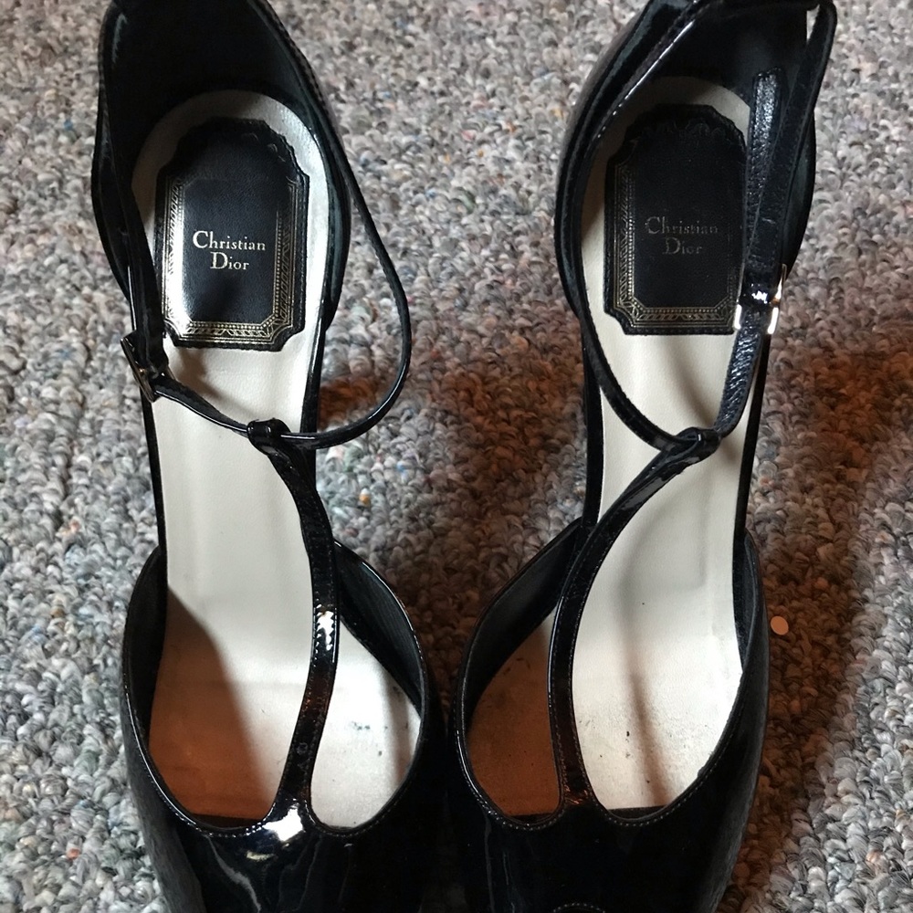 Black and Gold Dior Pumps with Open Toe - Picture 2 of 6
